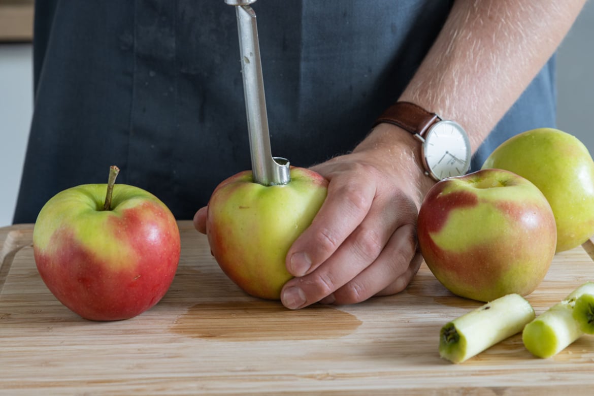 Schneller Bratapfel aus der Mikrowelle I Rezept