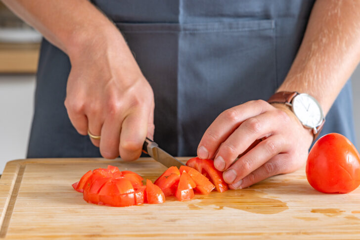 Tomaten schneiden