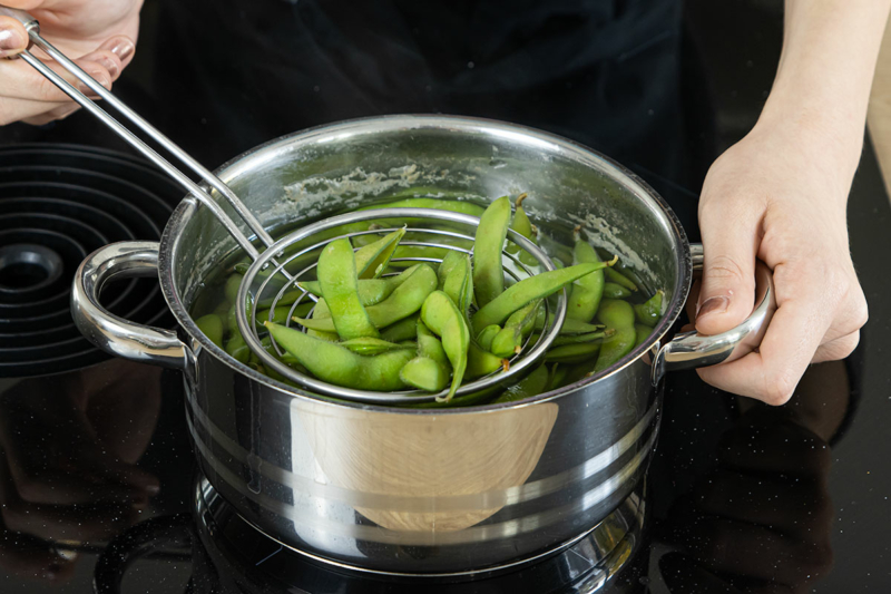 Edamame zubereiten So kochst du Edamame richtig eat.de