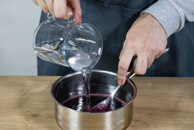 Wodka zum Saft geben