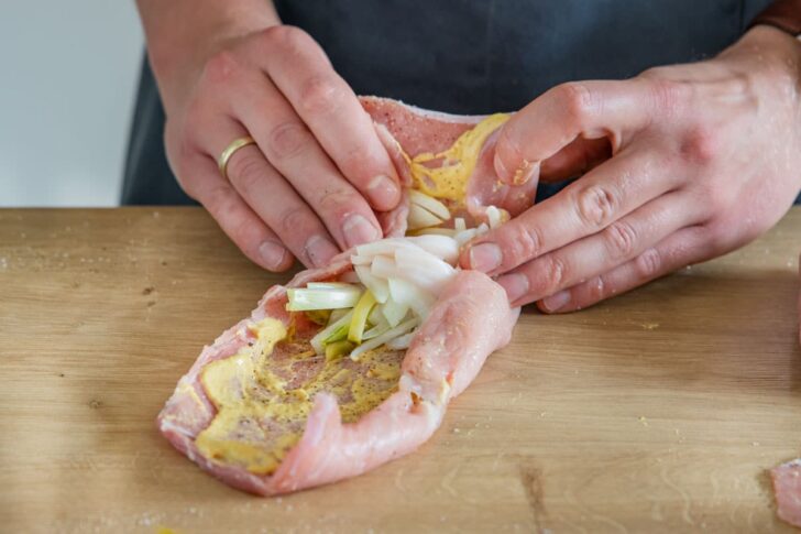 Roulade zusammenwickeln