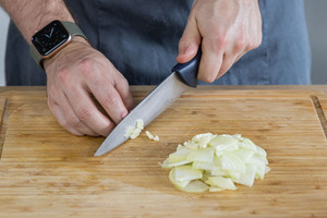 Knoblauch schneiden