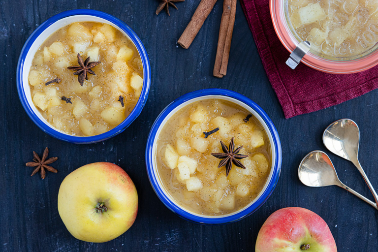 Klassisches Apfelkompott selber machen | Rezept - eat.de