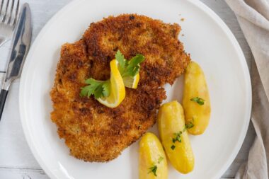 Paniertes Kalbsschnitzel