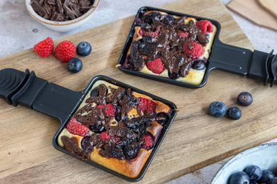 Süßes Beeren-Cheesecake Raclette