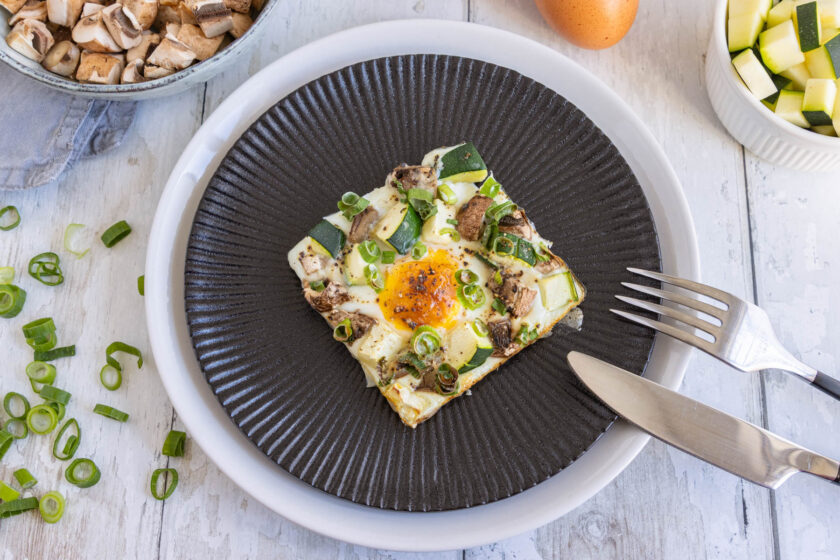 Vegetarisches Raclette mi Ei und Gemüse