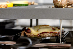 Raclettepfännchen im Raclette Grill