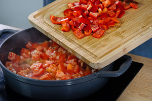 Paprika hineingeben