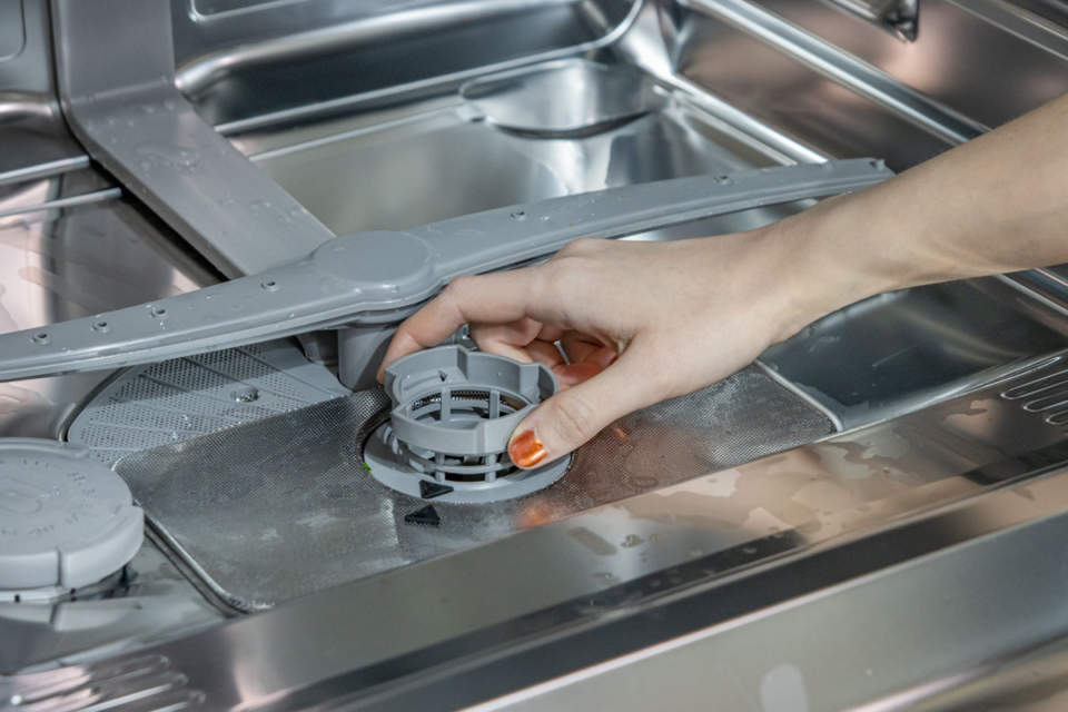 Geschirrspüler Bosch Super Silence Fehler E24 Lösung: Bosch/Siemens Geschirrspüler Fehler E24