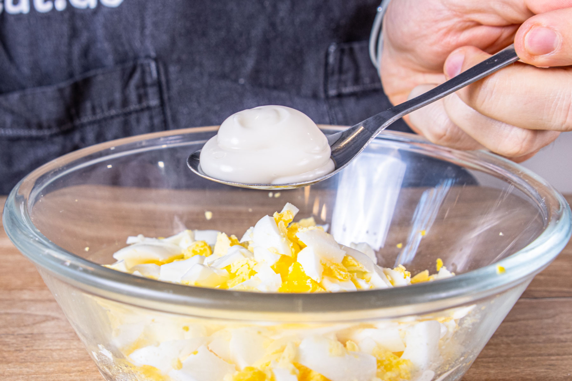 Eiersalat nach Hausfrauenart: einfach &amp; cremig