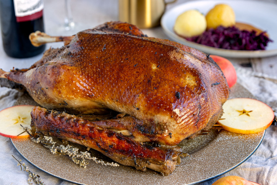 Hackbraten 1 Kg Wie Lange Im Ofen Garzeit: Wie lange muss eine Gans im Ofen braten?
