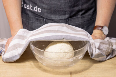 Teig gehen lassen