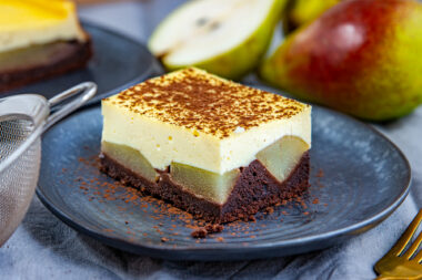 Schoko-Birnen-Kuchen mit Schmand