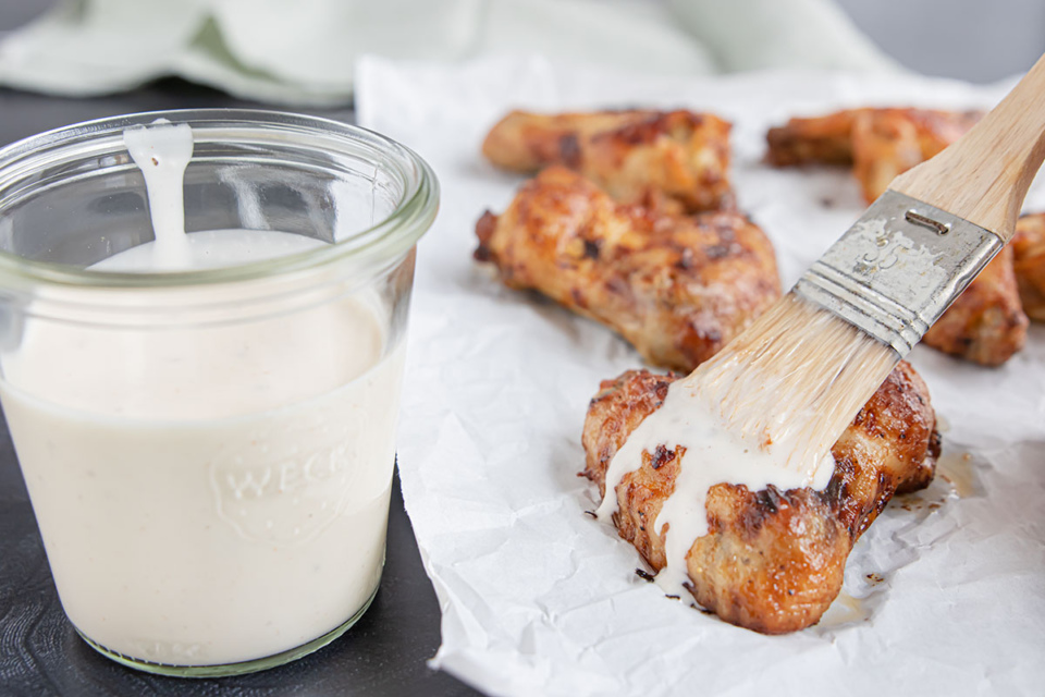 Alabama White Sauce: Weiße BBQ-Sauce | Rezept Alabama White Sauce: Weiße BBQ-Sauce | Rezept