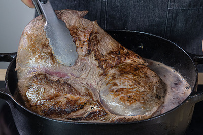 Wildschweinkeule schmoren