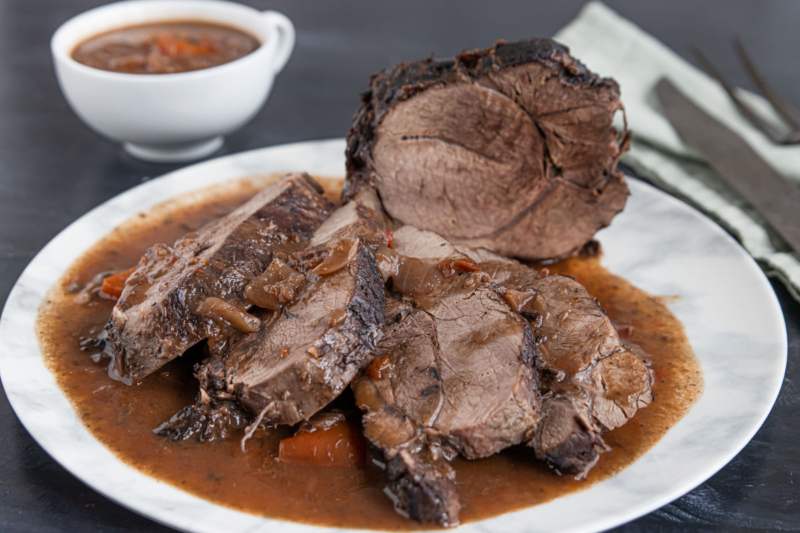 Wildschweinbraten einlegen: Omas Wildschwein Rezept