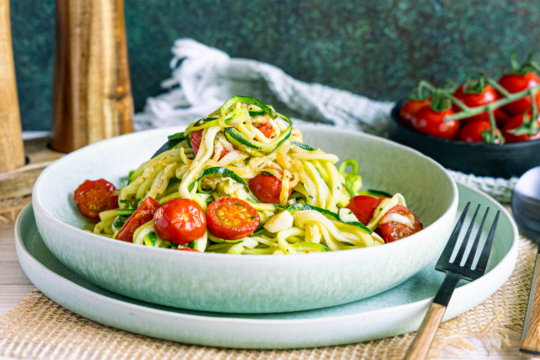 Zucchininudeln, gesunde Zucchini-Spaghetti