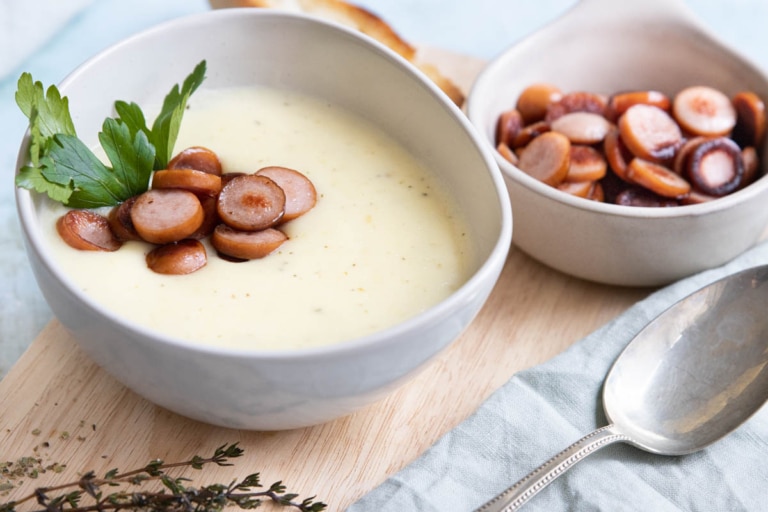 Kartoffelpüreesuppe aus Kartoffelbrei | Rezept - eat.de