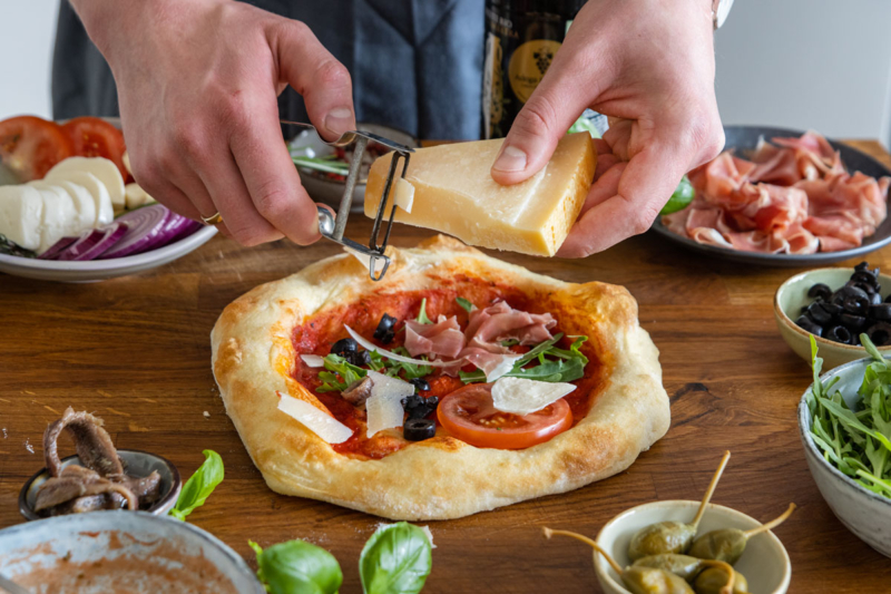 Pizza im Backofen bei wieviel Grad backen? Temperatur