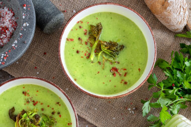 vegane Staudenselleriesuppe