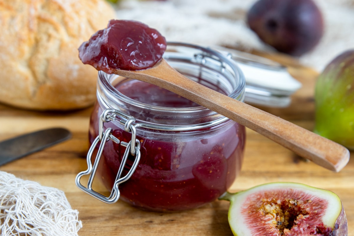 Feigenmarmelade mit Rotwein selber machen | Rezept - eat.de