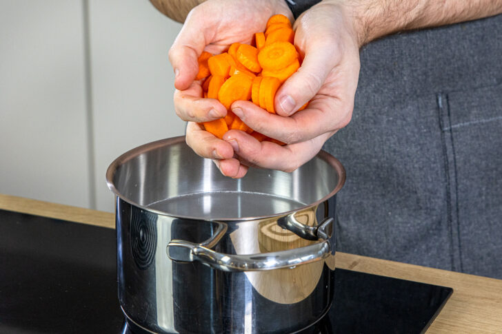 Möhren kochen