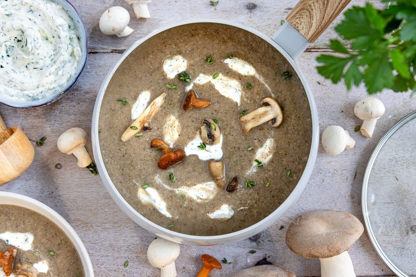 Pilzsuppe mit Schmand