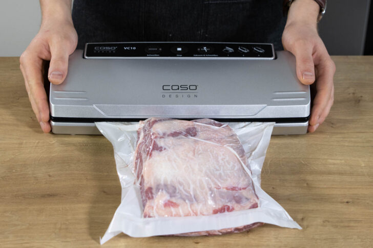 Fleisch vakuumieren.
