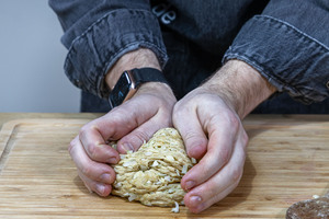 Seitan kneten