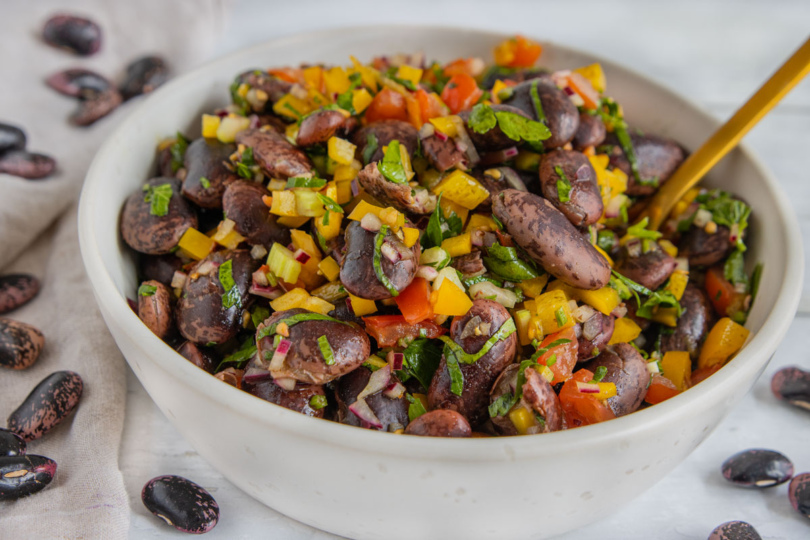 Steirischer Käferbohnensalat mit Kürbiskernöl