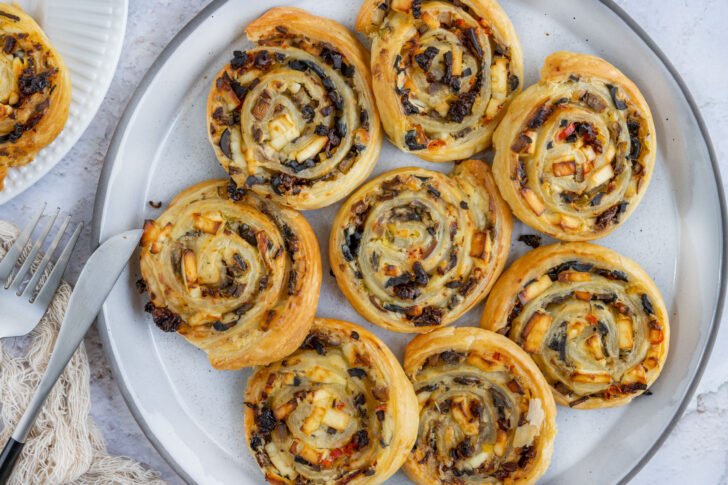 vegetarische Blätterteigschnecken