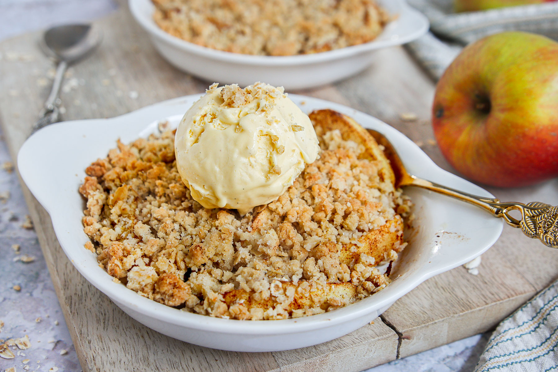 Einfacher Apple-Crumble mit Haferflocken