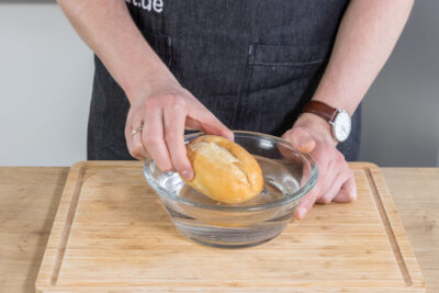 Brötchen einweichen