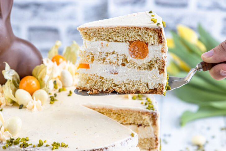 Leichte fruchtige Ostertorte