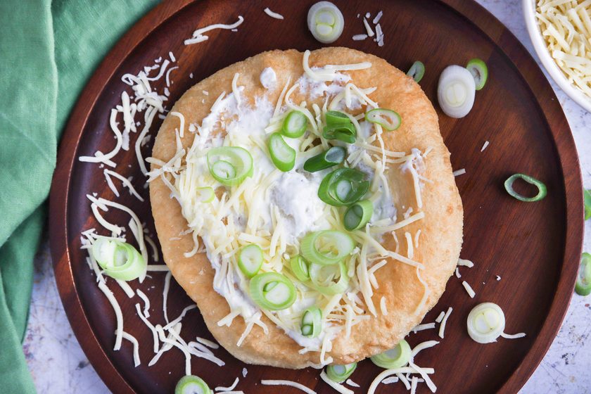 Langos Belag.