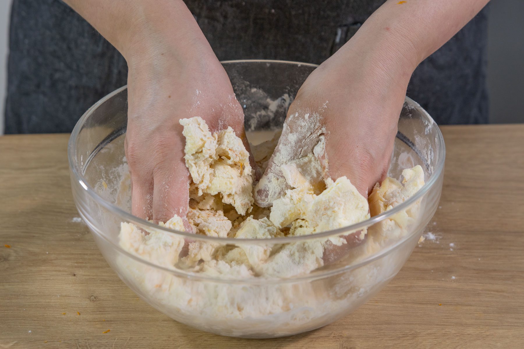 Einfache Osterkekse selber machen | Rezept - eat.de