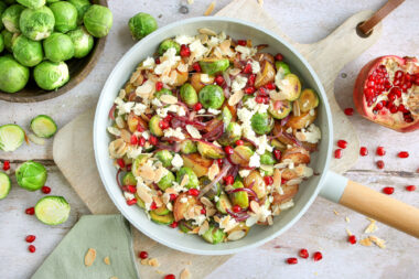 vegetarische Rosenkohlpfanne mit Kartoffeln