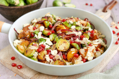 vegetarische Rosenkohlpfanne mit Kartoffeln