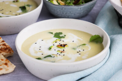 Vegane Rosenkohlsuppe mit Kokosmilch