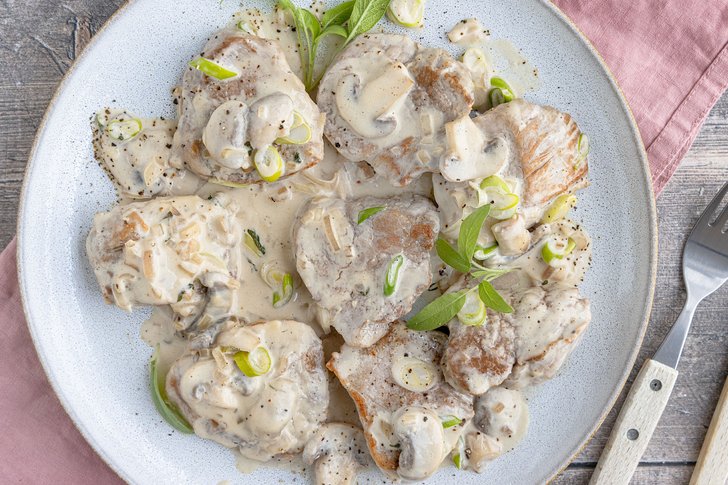 Schweinefilet in cremiger Champignonsauce