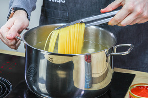 Spaghetti herausholen