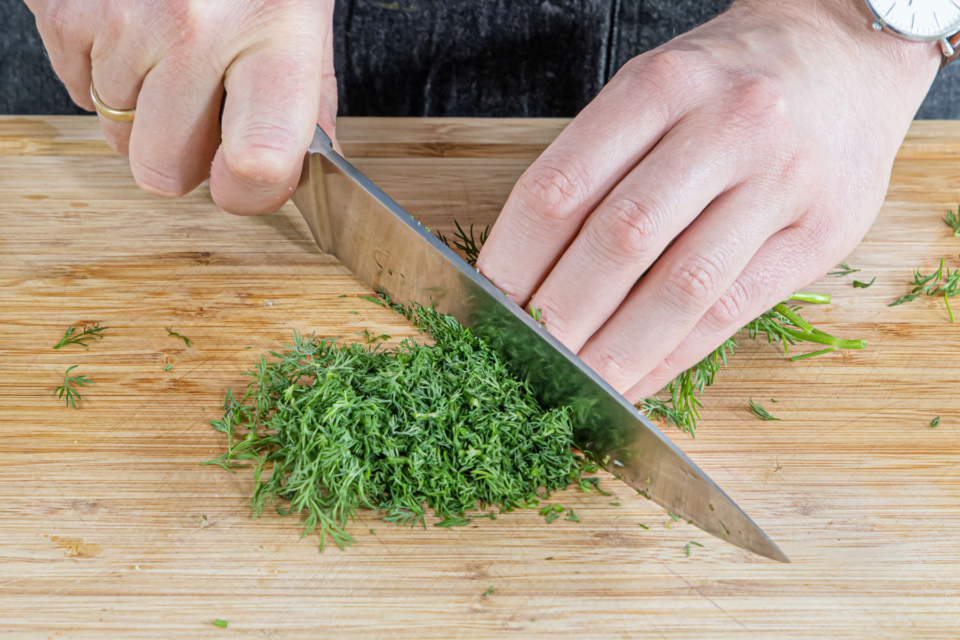 Frischer Tomatensalat mit Dill und roter Bete | Rezept