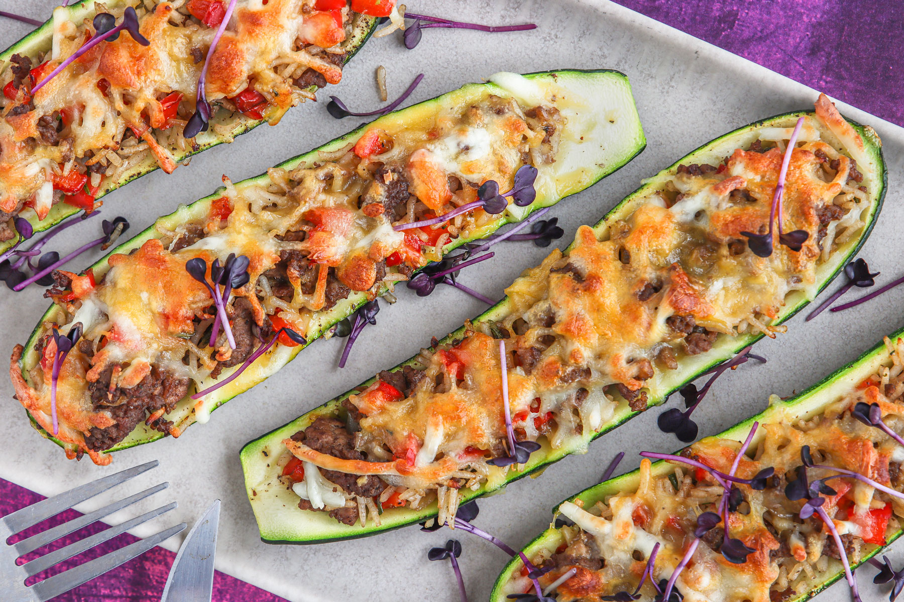Gefüllte Zucchini mit Hackfleisch und Reis