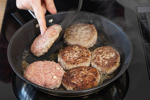 Beefsteaks anbraten