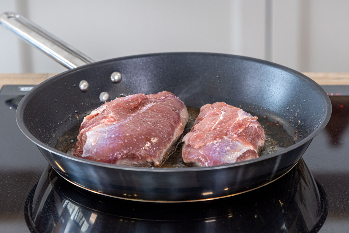 Entenbrust in der Pfanne saftig rosa braten | Rezept