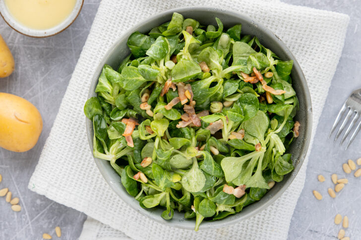 Feldsalat mit Kartoffeldressing