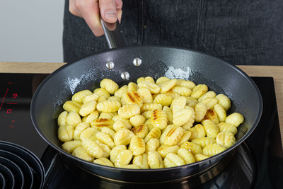 Gnocchi in Butter anbraten