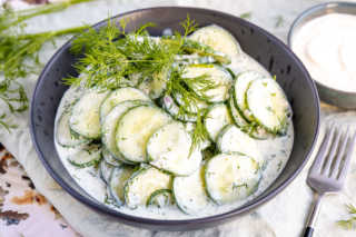 Gurkensalat mit Joghurt