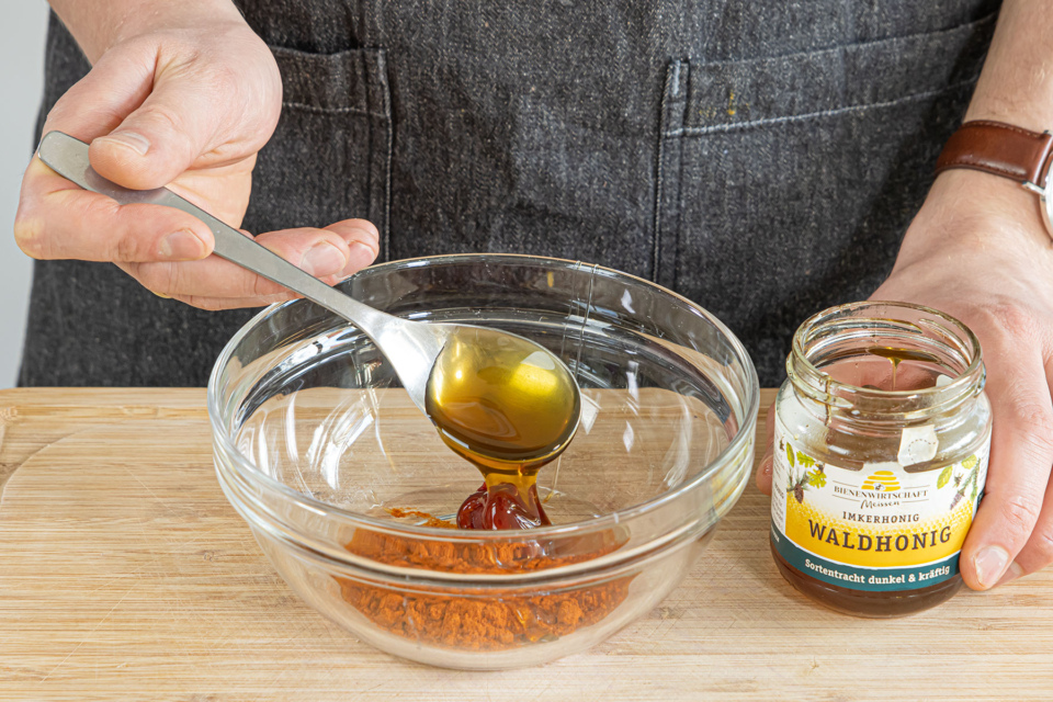 Hähnchenkeulen mit Honig-Marinade | Rezept