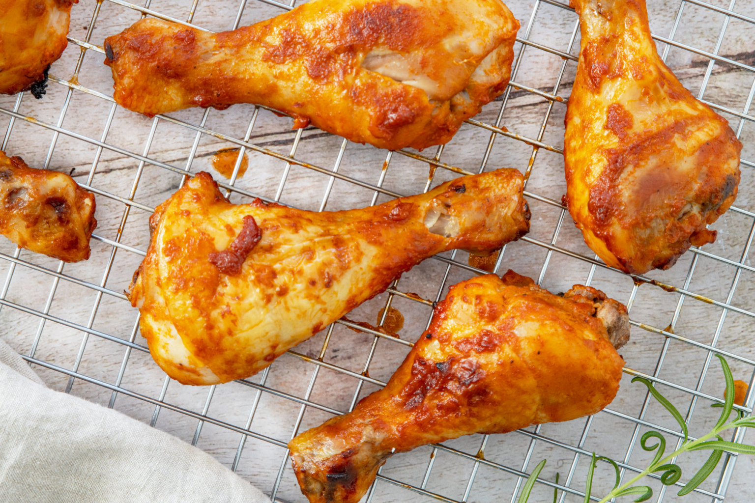 Wie Lange Brauchen Marinierte Hähnchenschenkel Im Backofen Hähnchenschenkel marinieren: schnelle Marinade | Rezept